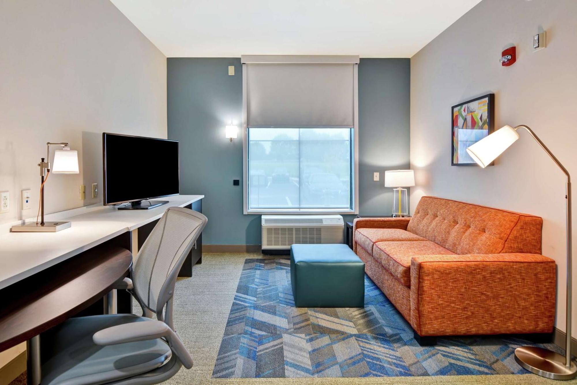 Hotel Home2 By Hilton Huntsville Airport