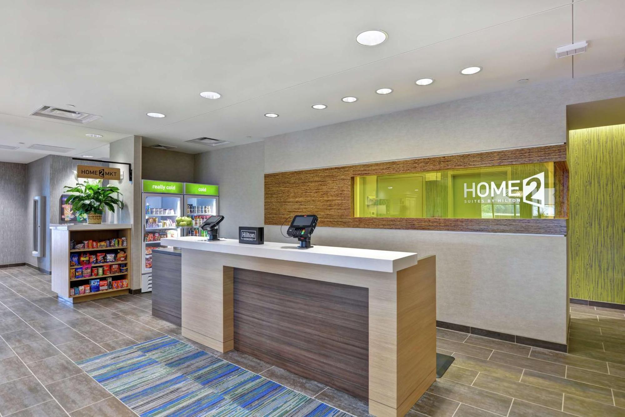 Hotel Home2 By Hilton Huntsville Airport